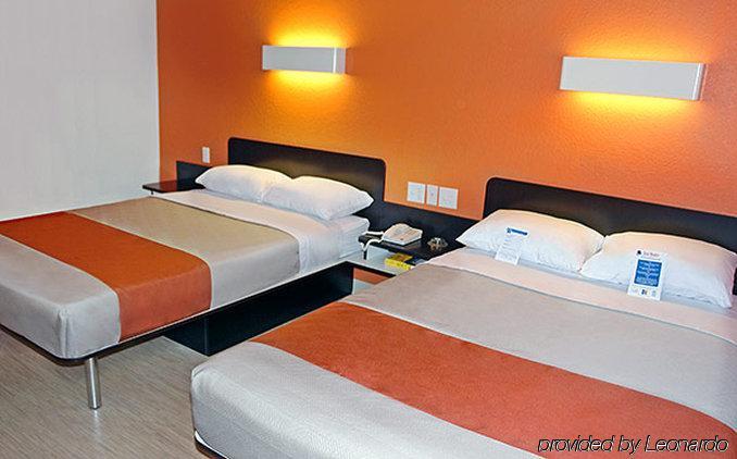 Motel 6 Boston South - Braintree Ngoại thất bức ảnh